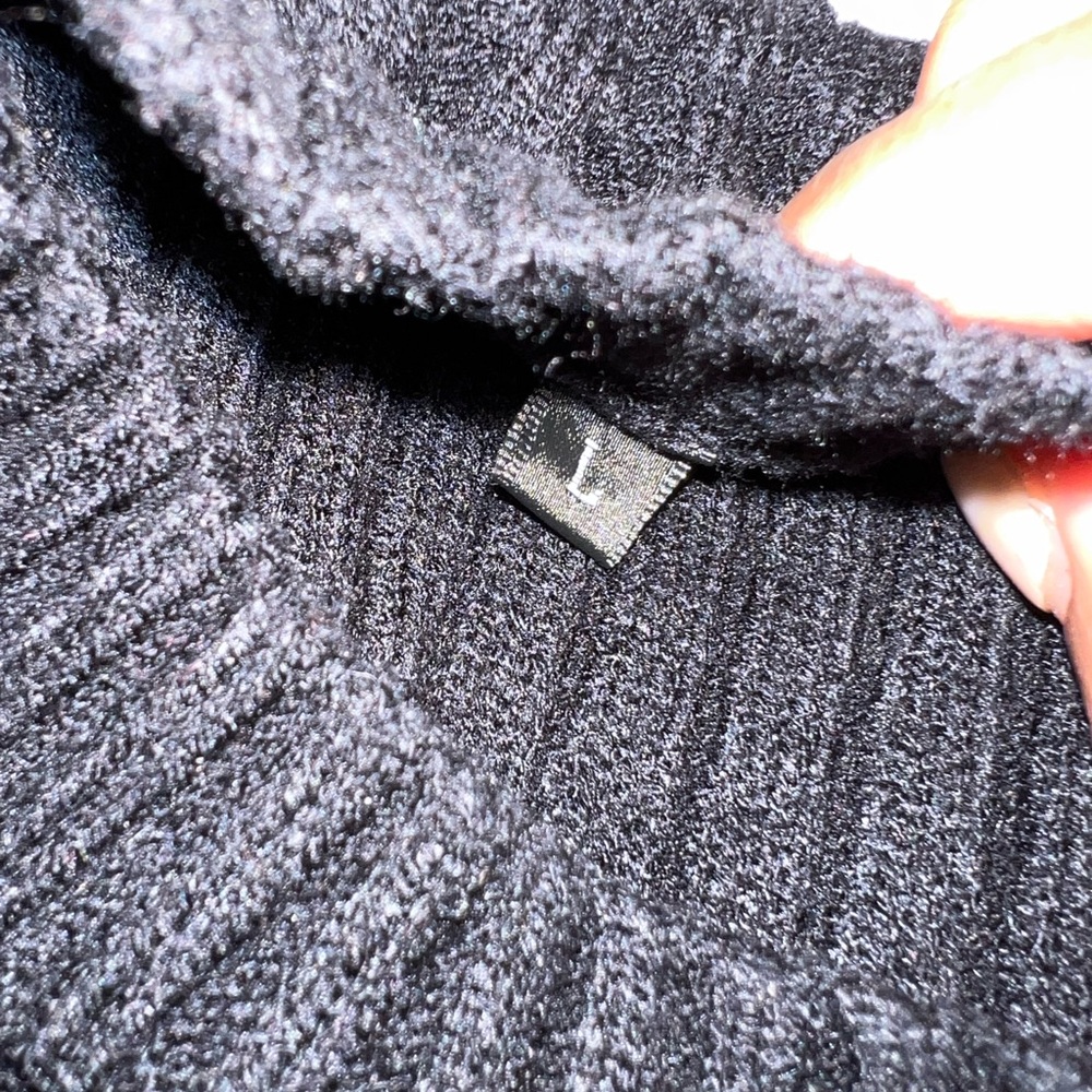 Black and Cream Striped Women's Sweater - Picture 6 of 7